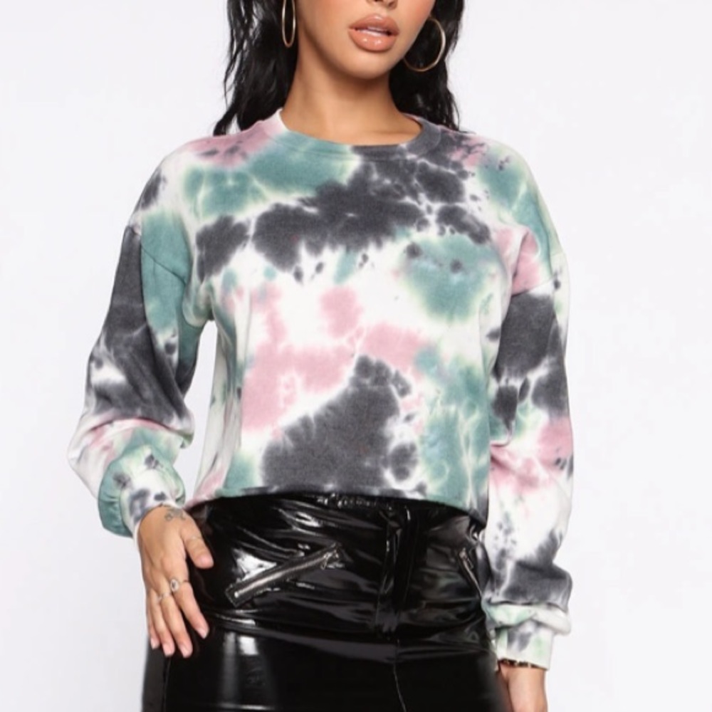 **5/$30 SALE** Fashion Nova Crop Sweatshirt, small